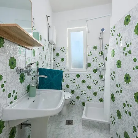 Apartman Leo Apartment *
